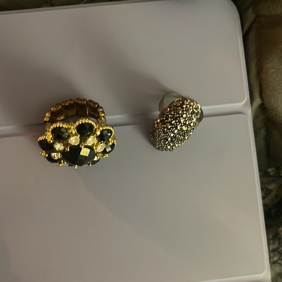 Amitra Singh adjustable rings - Picture 2 of 7